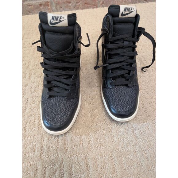 Nike Dunk Sky Hi Essential Wedge Heel Sneakers 644877-03 - Picture 2 of 9